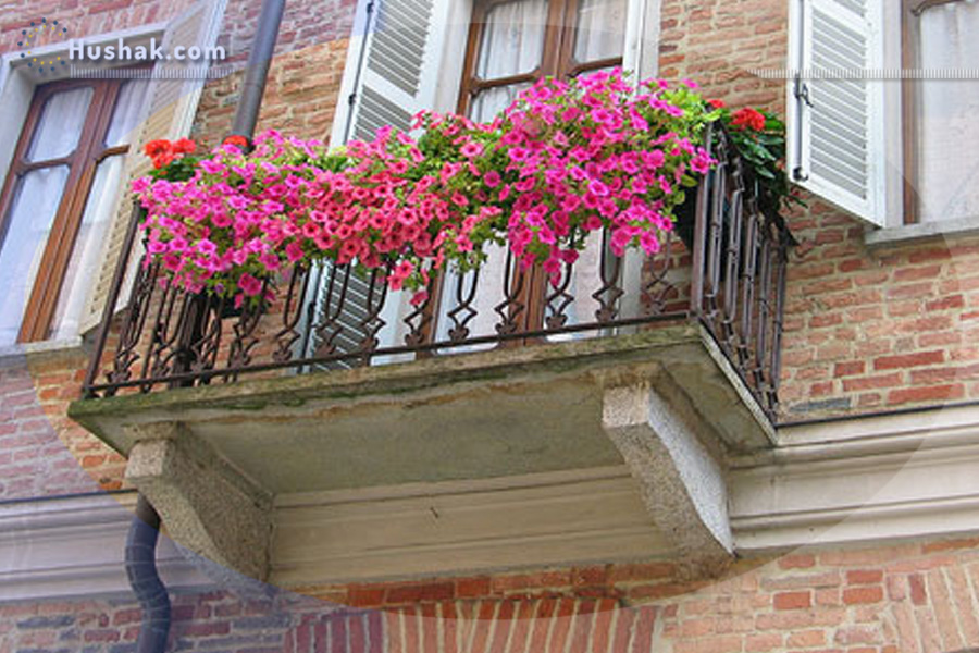 Երազահան. Պատշգամբ